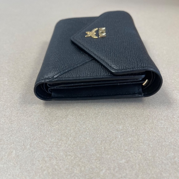 MCM Black Leather Compact Wallet - Preowned - Picture 4 of 14